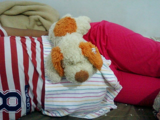 laying down with orange n' guscil's rainbow cloth ... a moment to breath ;)